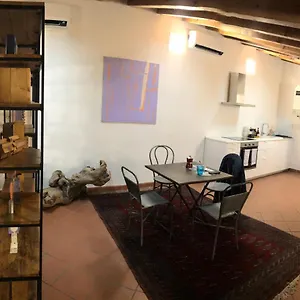Isola Libera Πανσιόν